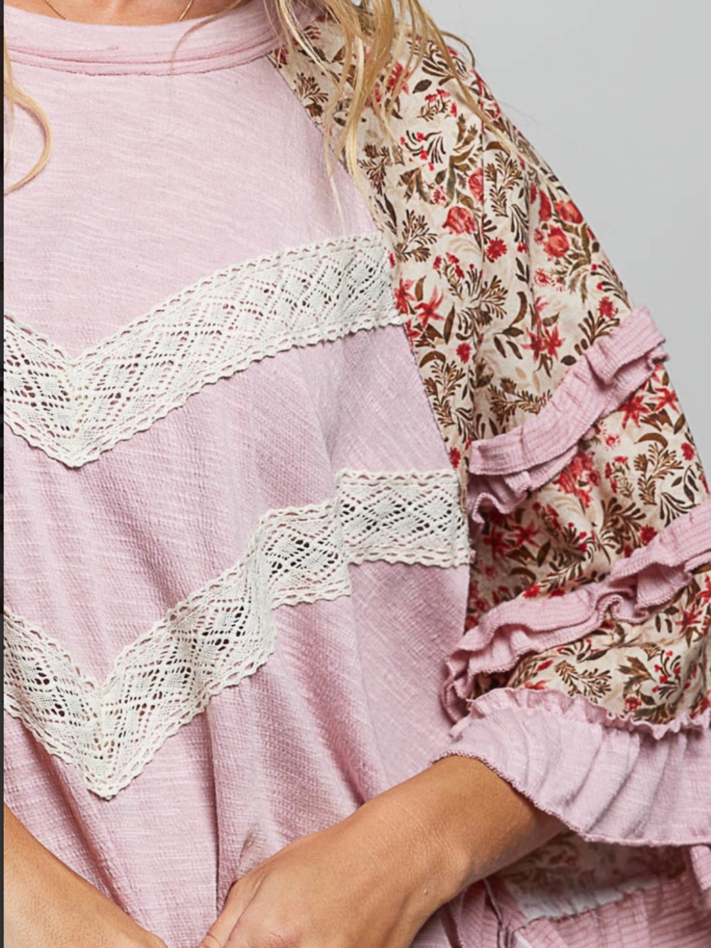 POL mauve Floral Print Ruffle Detail Loose Fit Top - Picture 2 of 5